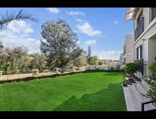 4 BEDROOM CLUSTER FOR SALE IN MAROELADAL